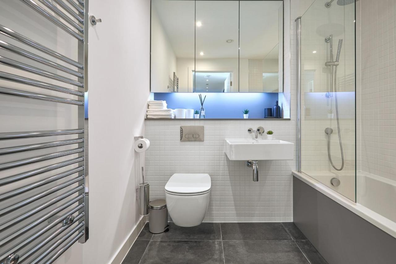 Morden Lovely 3Bedroom Apartment London Abbey Wood Exterior photo